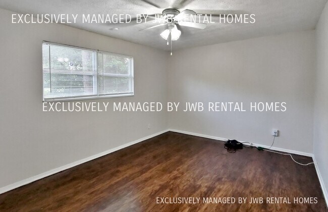 Foto del edificio - 9332 Norfolk Blvd