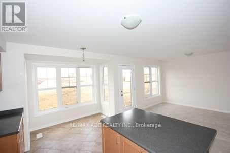 Building Photo - 4 Apple Valley Way