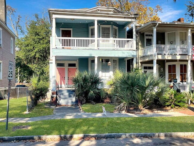 Foto del edificio - 1012 E Park Ave