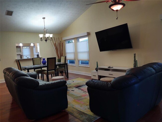 Foto del edificio - 10906 W Cove Harbor Dr