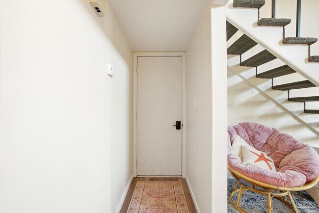 Foto del edificio - 4822 Huron Dr