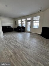 Building Photo - 41692 Wellstone Terrace