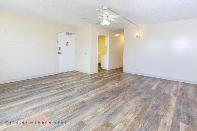 Foto del edificio - 98-1032-1032 Moanalua Rd