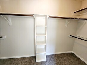 Building Photo - 19722 Ridge Falls Ct