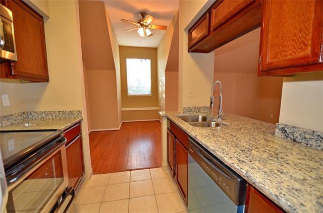 Foto del edificio - 3701 Cedarplaza Ln