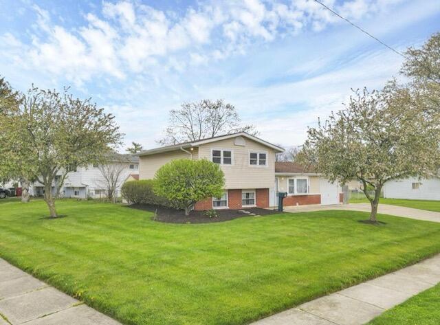 Foto principal - 3667 Sheldon Pl