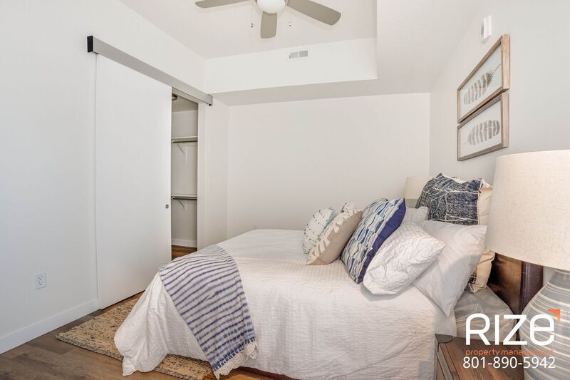 Foto principal - 365 Reed Ave N