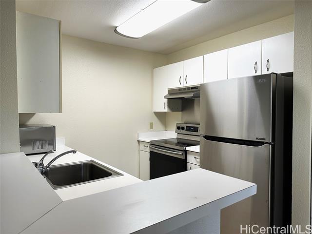 Building Photo - 94-549-549 Lumiaina St