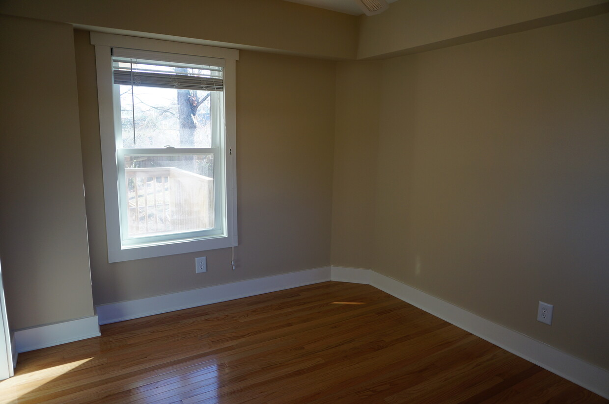 Flex room/third bedroom (no closet) - 3199 Concord Circle