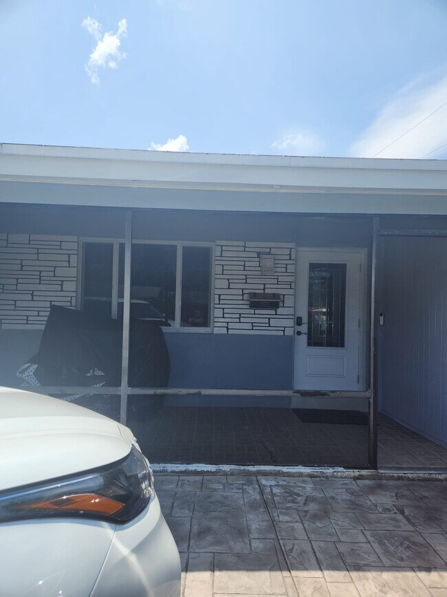 Foto del edificio - 3120 SW 64th Ave