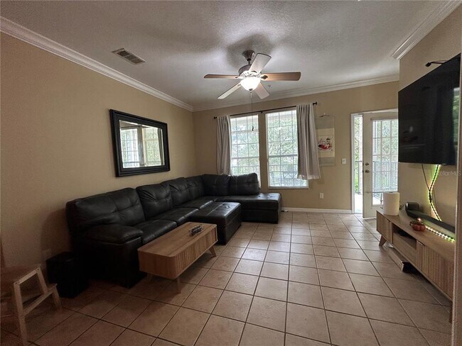 Foto del edificio - 1142 SW 9th Rd