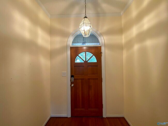 Building Photo - 218 Marlboro Way