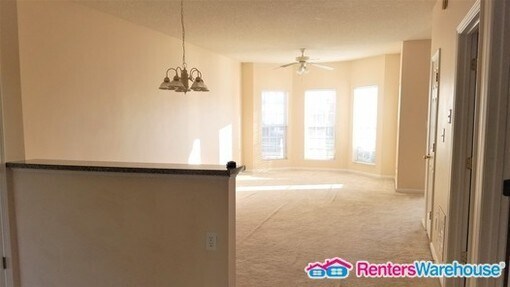 Building Photo - Spacious 3 Bedroom Townhome in Union City!