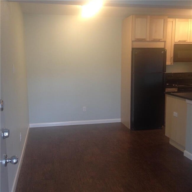 Building Photo - 4559 Avenue A