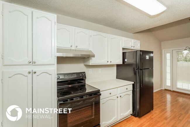 Foto del edificio - 15007 Old Creek St
