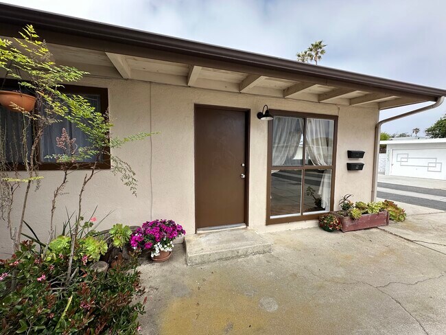 Foto del edificio - 1230 Devon Ln