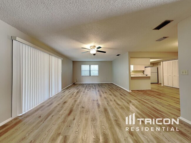 Building Photo - 4918 Ithaca Ln