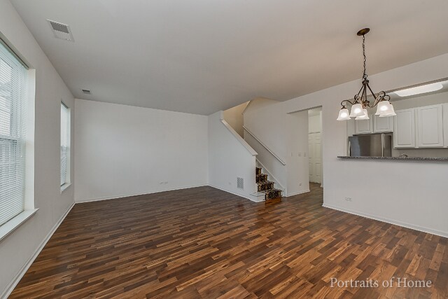 Building Photo - 2271 Barrington Dr E