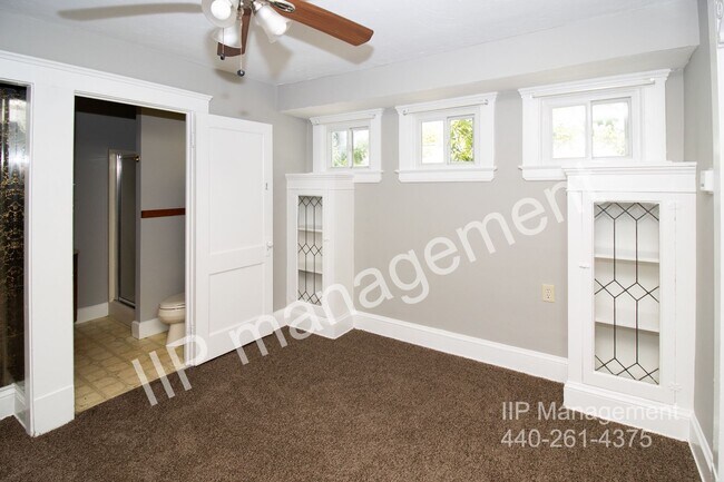 Building Photo - Your comfortable and homey atmosphere is n...