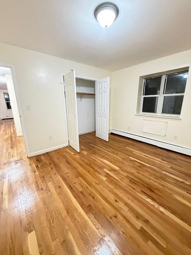 Photo - 747 Essex St Apartment