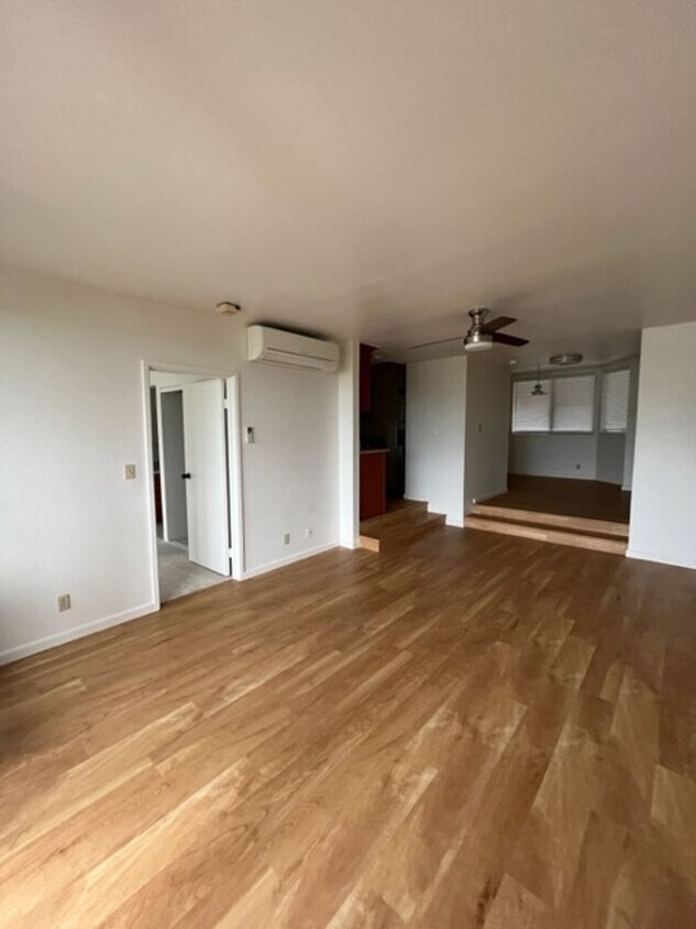 Foto principal - Quiet Spacious Unit $2,800 2/2/1 available...