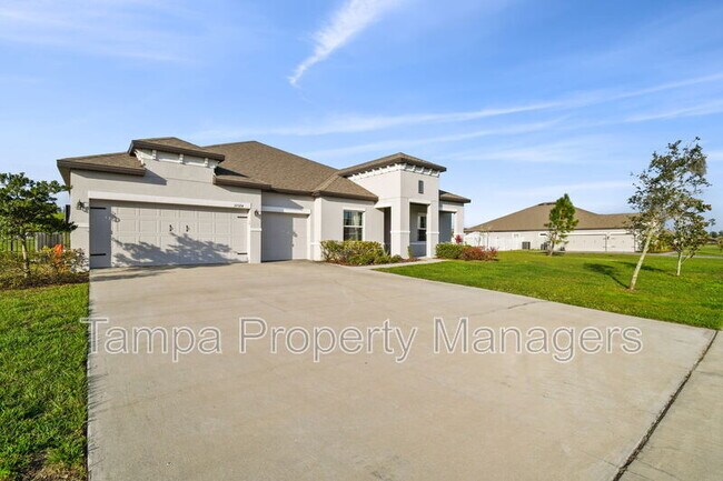 Foto del edificio - 10324 Crestview Heights Ave