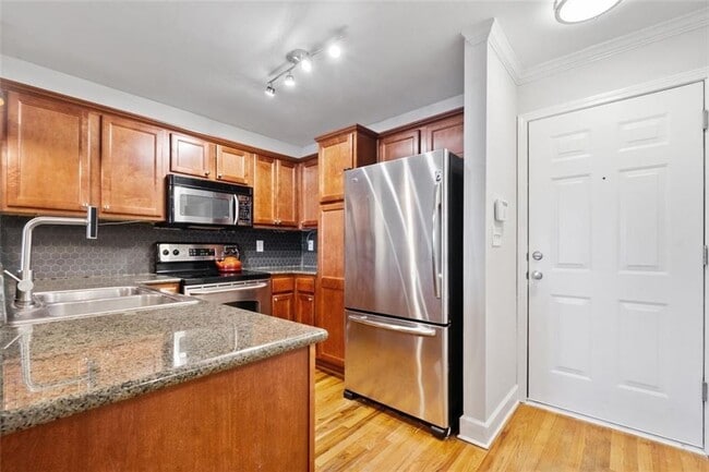 Foto del edificio - 48 Peachtree Ave NE