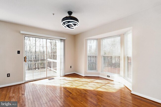 Building Photo - 4241 Jambeau Pl