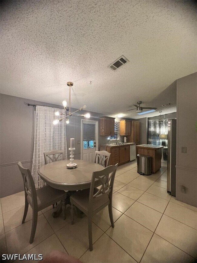 Building Photo - 1515 Gulf Coast Dr