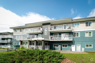 Building Photo - Pine Glen Apartments