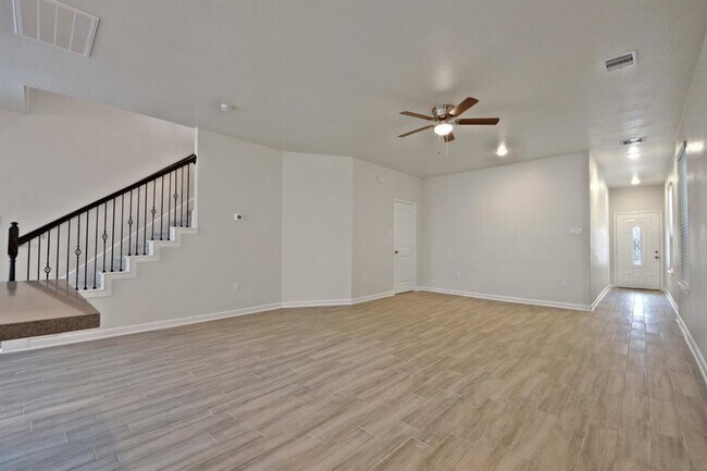 Foto del edificio - 13518 Villa Arbor Dr