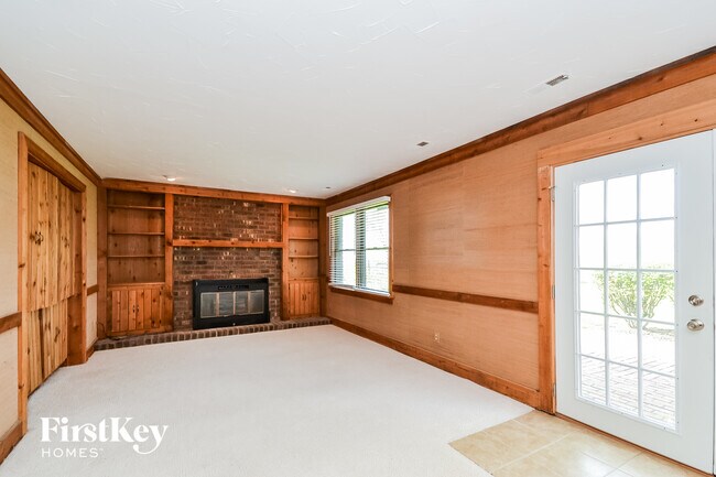 Foto del edificio - 5668 Eagle Nest Ct