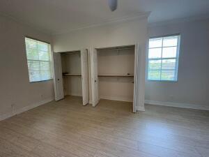 Building Photo - 964 NW 18th Ave