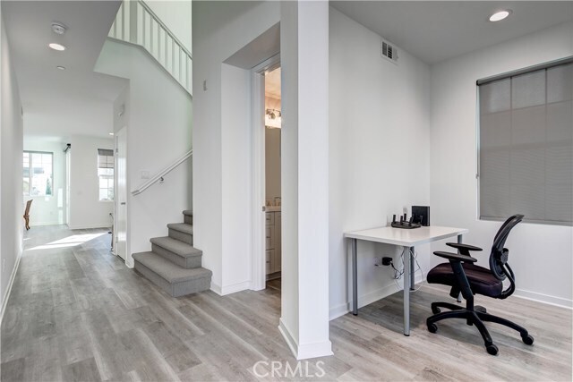 Foto del edificio - 947 Vivid Ln
