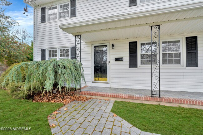 Foto del edificio - 429 Lake Ave