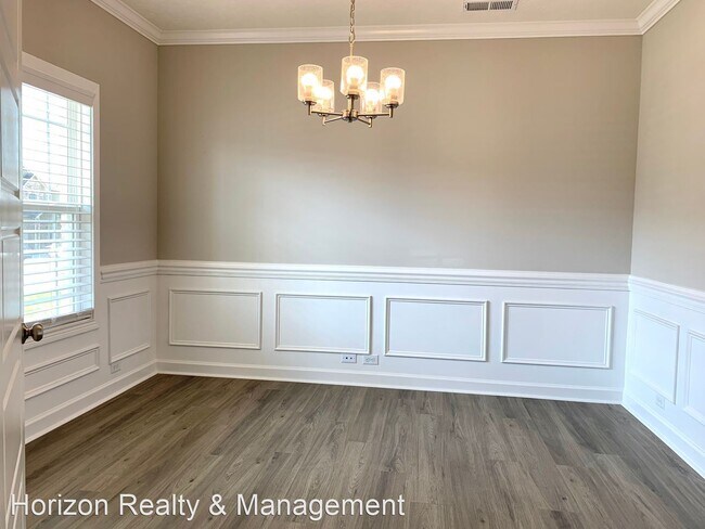 Building Photo - 4 br, 2.5 bath House - 1247 Highgrove Ln
