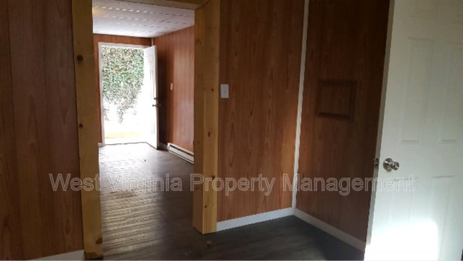 Building Photo - 237 S Heber St