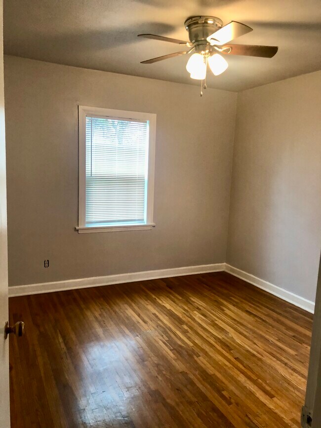Building Photo - 2584 Quail Ave