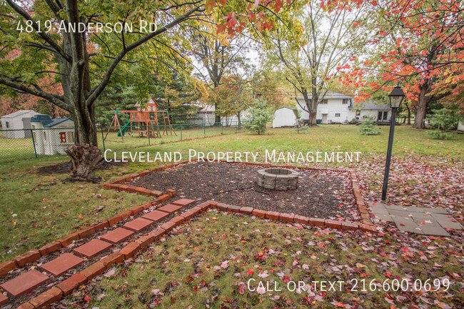 Foto del edificio - 4819 Anderson Rd