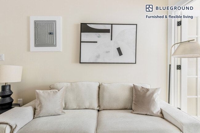 Foto del edificio - 251 W 18th St