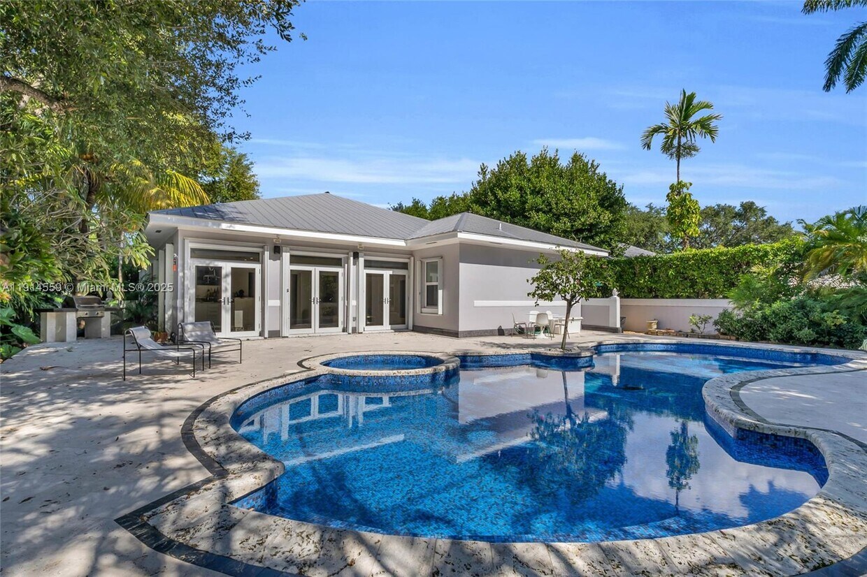 Foto principal - 5794 SW 76th Terrace