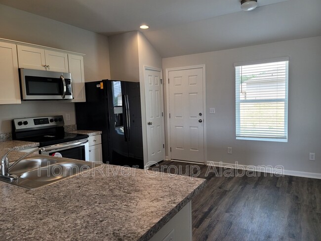 Building Photo - 16388 Seminole Dr