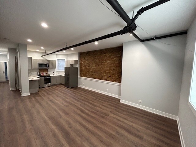 Foto del edificio - 1644 W Fargo Ave