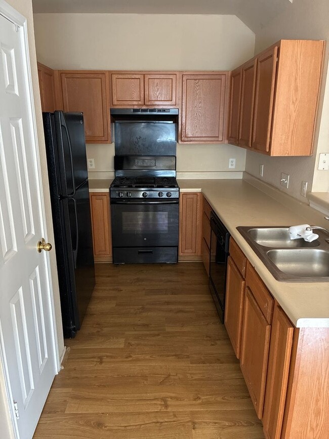 Foto del edificio - Beautiful 3BR 2BA Home w/ Fenced Backyard • In-Unit Laundry • Attached Garage in Pflugerville