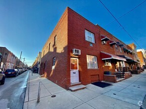 Building Photo - 2312 S 11th St