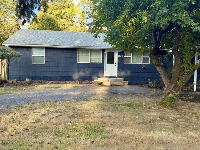 Foto del edificio - Single level Home near Acorn Park!