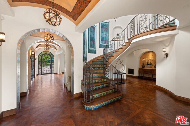 Foto del edificio - 28935 Cliffside Dr
