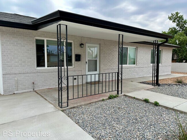 Foto del edificio - 3 br, 1.5 bath House - 2008 Vermont St NE ...