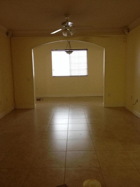 Building Photo - 9845 Baywinds Blvd