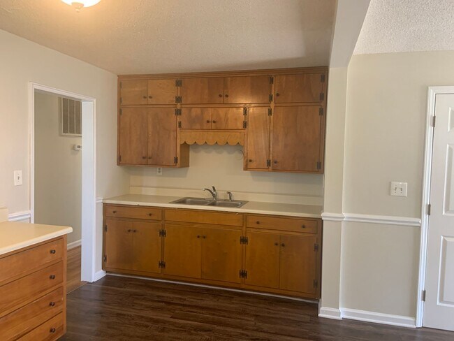 Building Photo - Yanceyville/Cone area 3 BR with carports